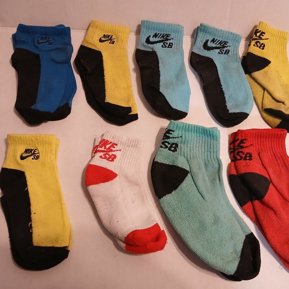 NIKE SB boys youth bundle lot socks 11 pairs 10c - 3y